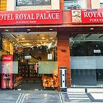 Fabhotel Royal Palace