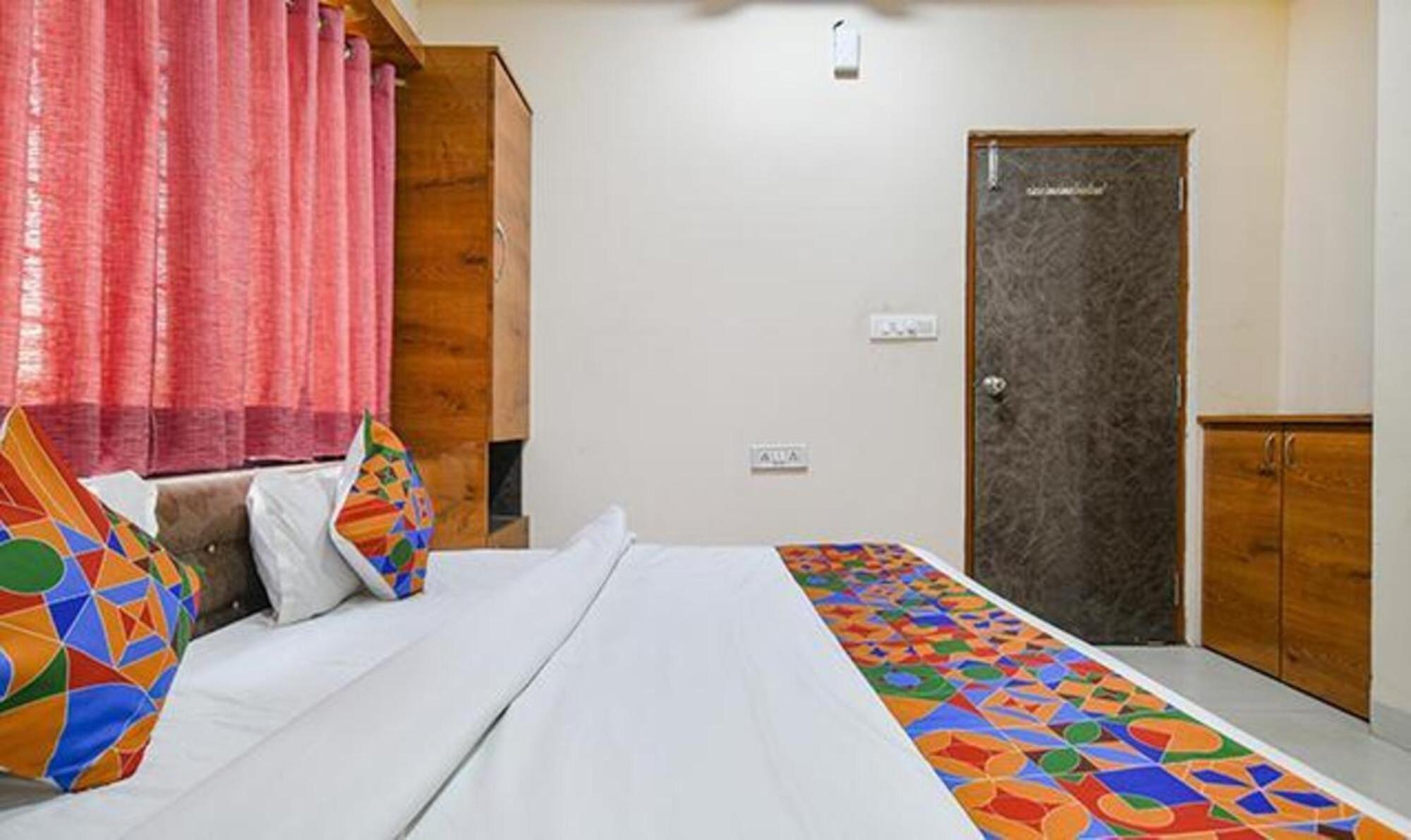Fabhotel Royal Palace Hotel 3*